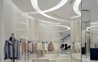 Holt Renfrew